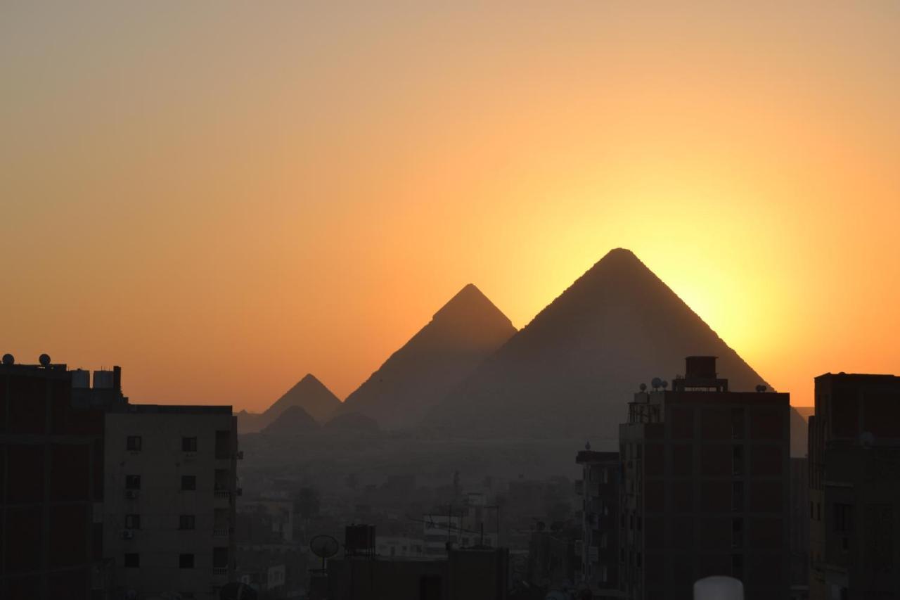 Aladdin Pyramids City Kairó Kültér fotó
